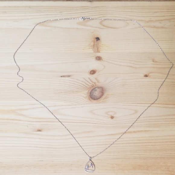 Sterling silver birds on a wire pendant on a chain - Picture 2 of 6